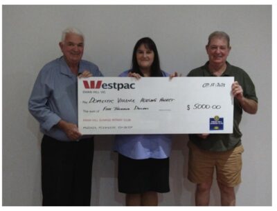 The Sunrise Rotary Club of Swan Hill donates $5000